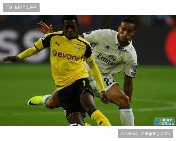 特写：马德里社区足球项目引入“战术棋盘”教育模块